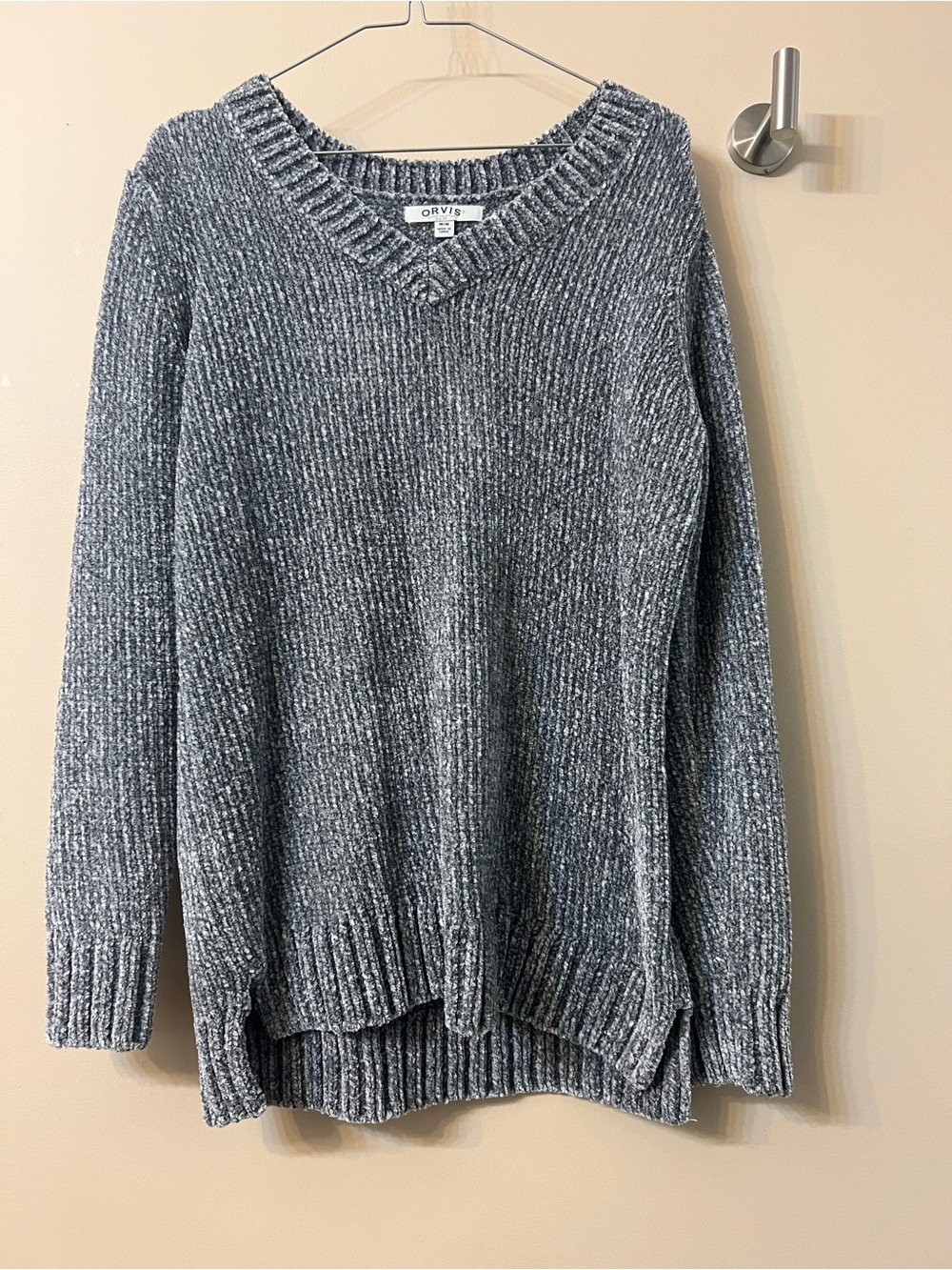 Orvis Chenille V-Neck Long Sleeve Gray Knit Sweater Women M Relax Fit Pullover